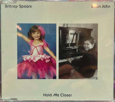 ELTON JOHN & BRITNEY SPEARS - HOLD ME CLOSER - MAXI CD / CD1